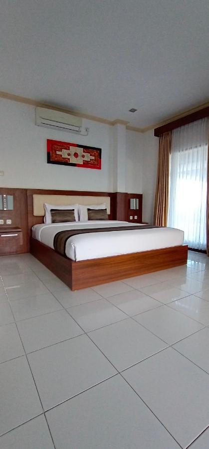 Friends Beach Hotel Kuta (Lombok) Exterior foto