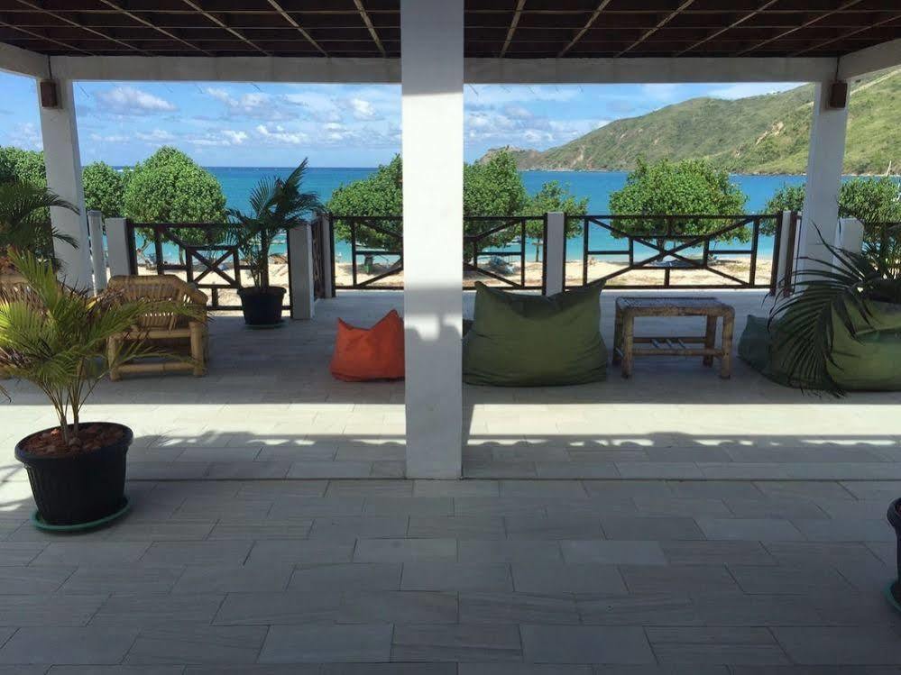 Friends Beach Hotel Kuta (Lombok) Exterior foto