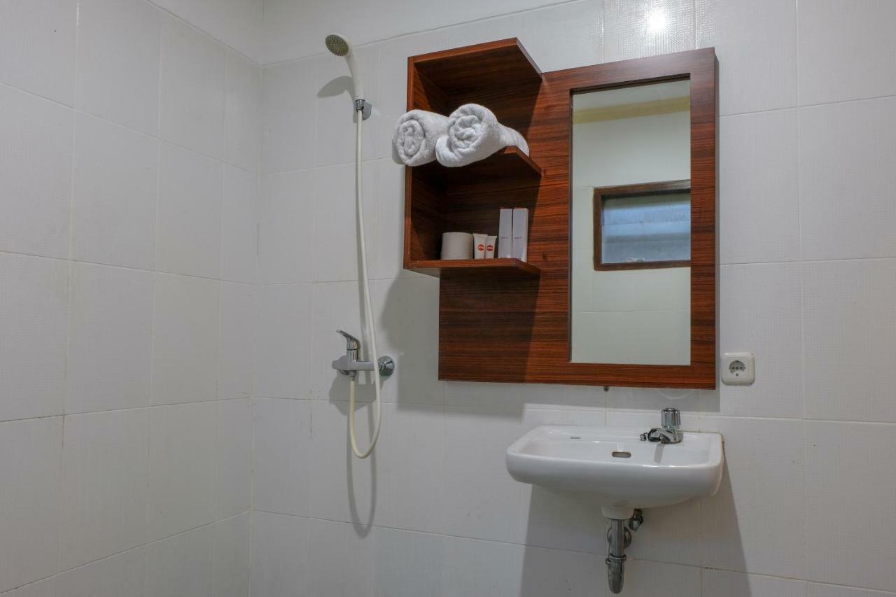 Friends Beach Hotel Kuta (Lombok) Exterior foto