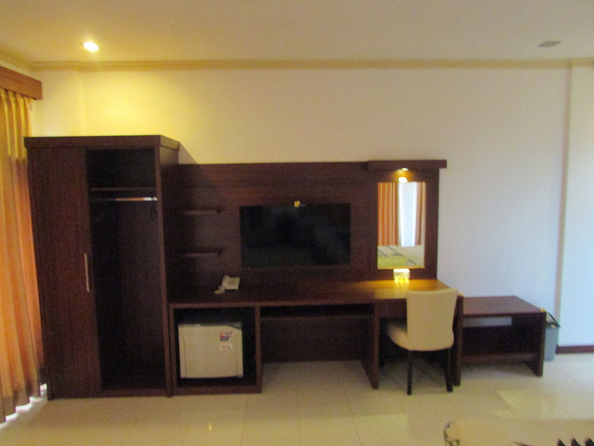 Friends Beach Hotel Kuta (Lombok) Exterior foto