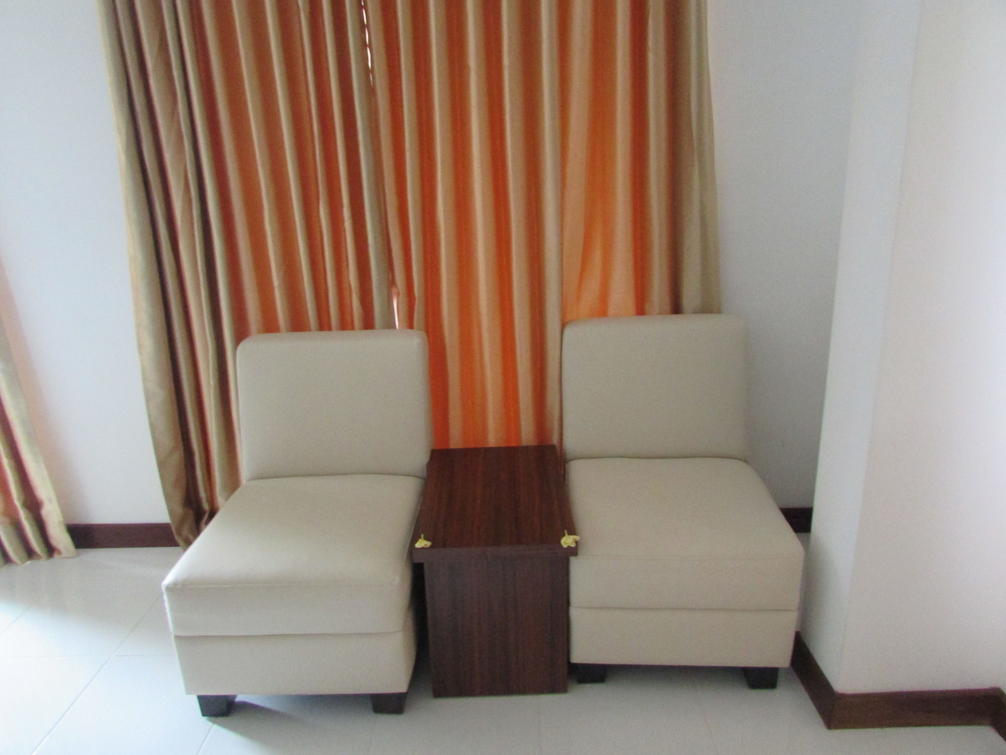 Friends Beach Hotel Kuta (Lombok) Exterior foto
